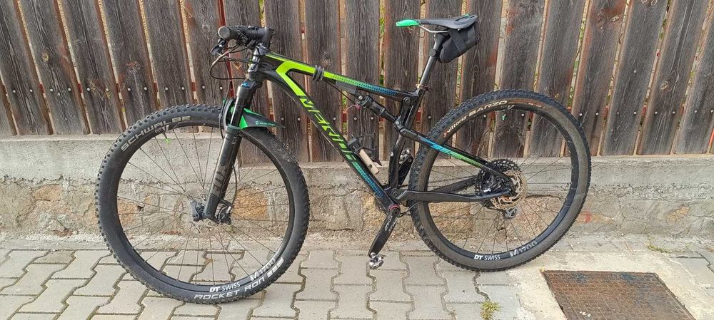 Bicicleta Merida Ninety-six (96) carbon full suspension