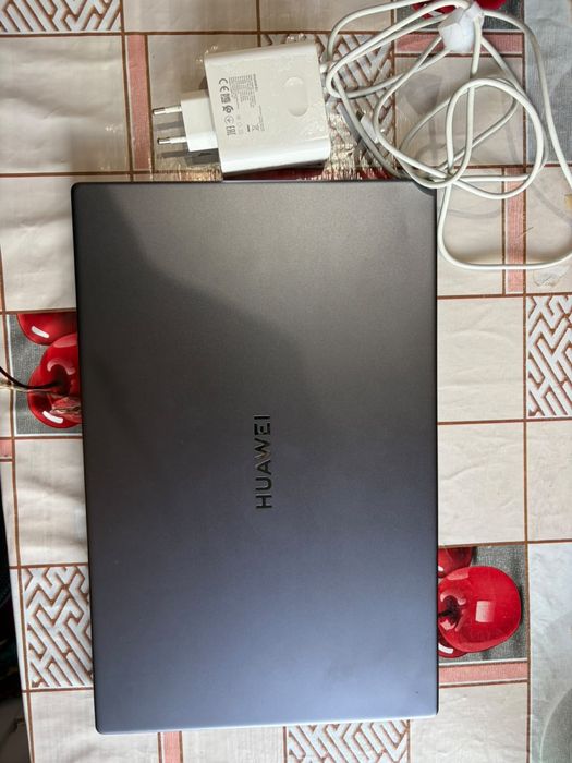 Huawei matebook D15