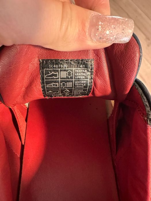 Adidasi Hugo stare foarte buna