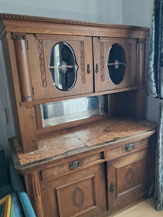 Vitrina mobila veche