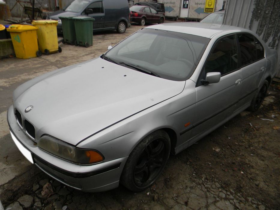 Dezmembrari  BMW 5 (E39)  1995  > 2004 528 i Benzina