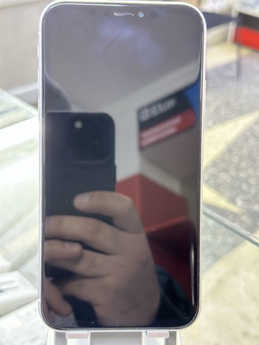 Продаю  Айфон  ХR