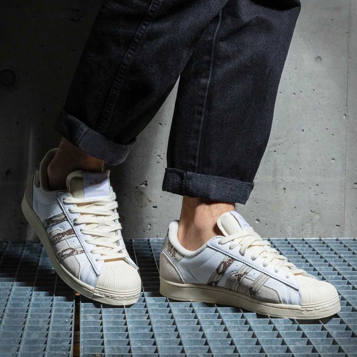 Оригинални кожени кецове * ADIDAS SUPERSTAR * EU41 1/3