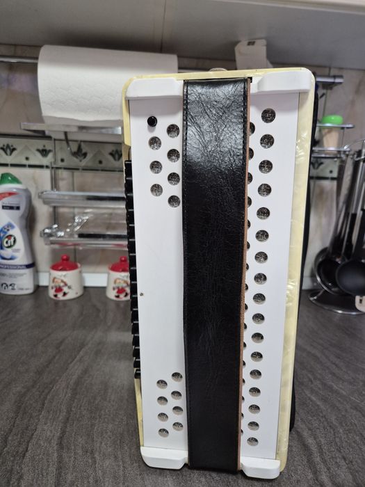 Acordeon Hohner Tango Bandon 8/80