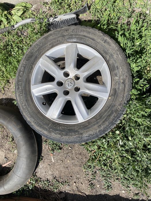 продам шины на фольсфаген поло