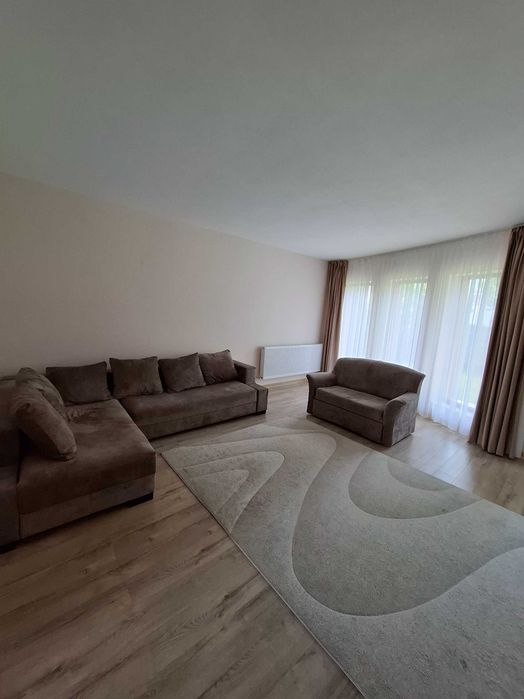 Inchiriez duplex