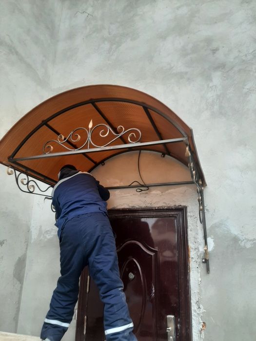 Козырёк  крыльцо навес