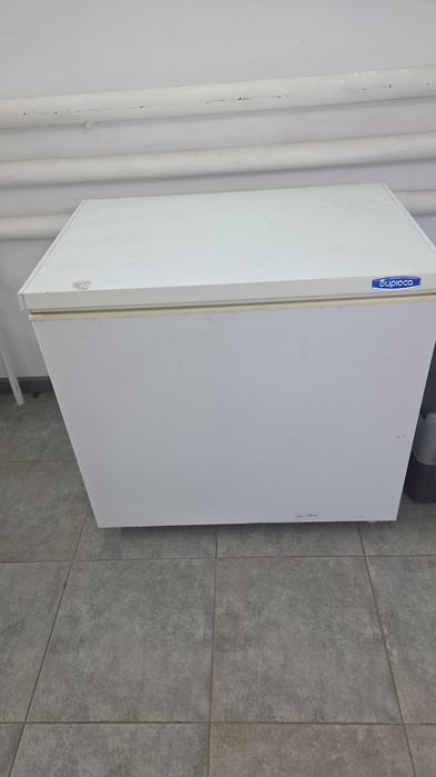 Продам морозильник