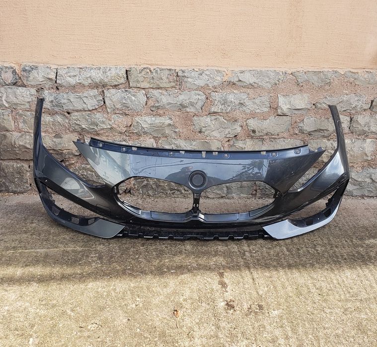 bronq/broni BMW 1  F40  2019-24g.