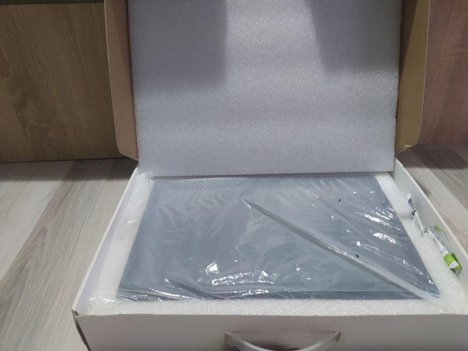 Se vinde Tableta TCL tableta este nouă stare perfect de funcționare  mai multe detalii in privat sau 0756931527