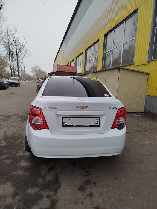 Продам Chevrolet Aveo T300, 2015
