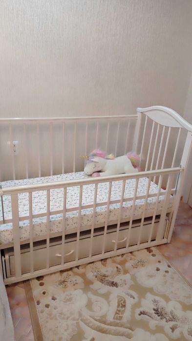 Продам кроватку детскую