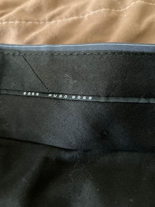 BOSS HUGO BOSS мъжки костюм 52-ри размер