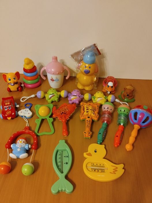 Детские игрушки .