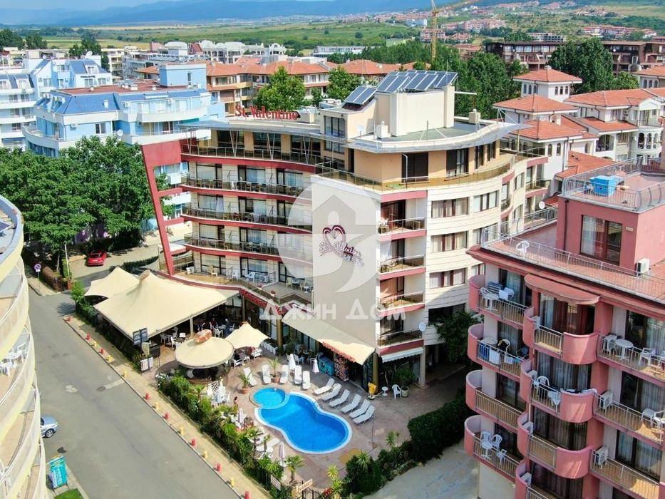 Продава се Тристаен апартамент в к.к. Слънчев бряг - 105 кв.м за 1000 €/кв.м - Снимка #12