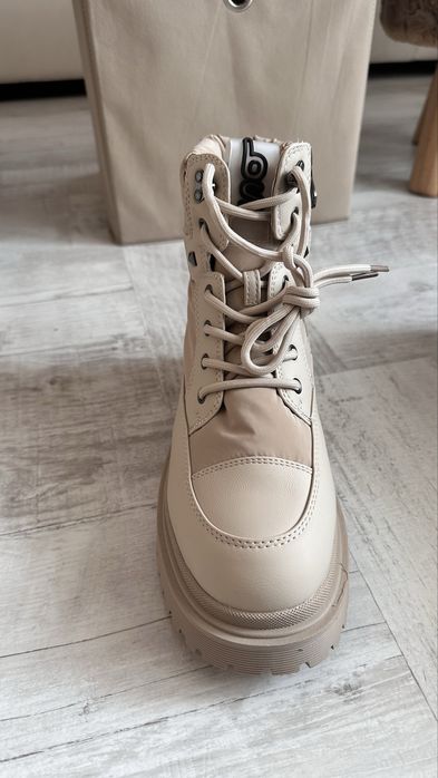 Дамски, зимни боти