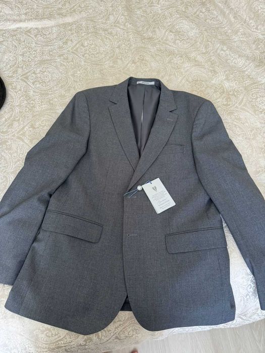 серый костюм турецкий