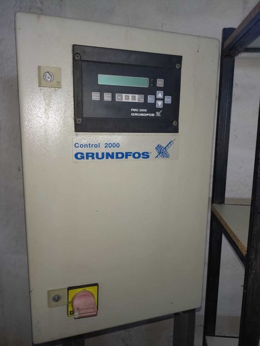 Grup pompare GRUNDFOS CRN 3 cu unitate de comanda