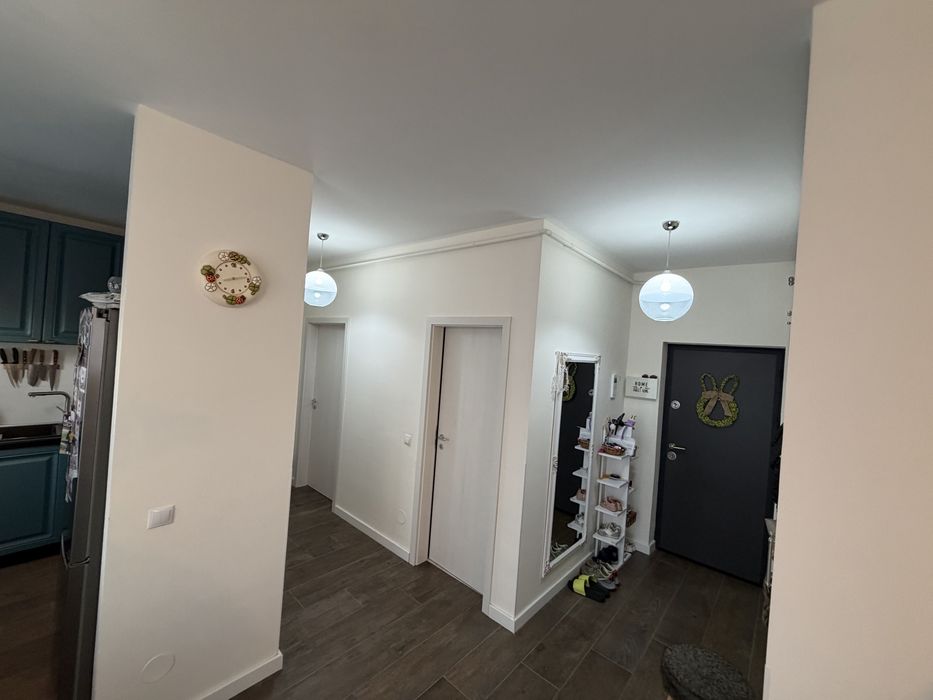 Apartament 3 camere, 72 mp