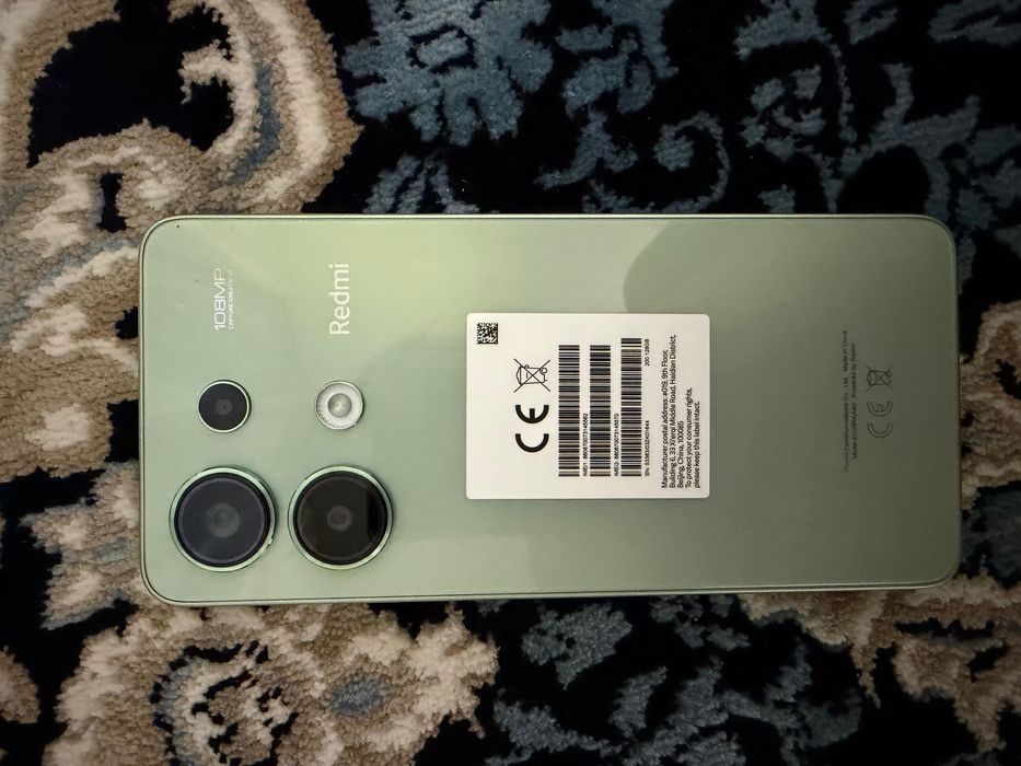 Телефон Redmi Note 13