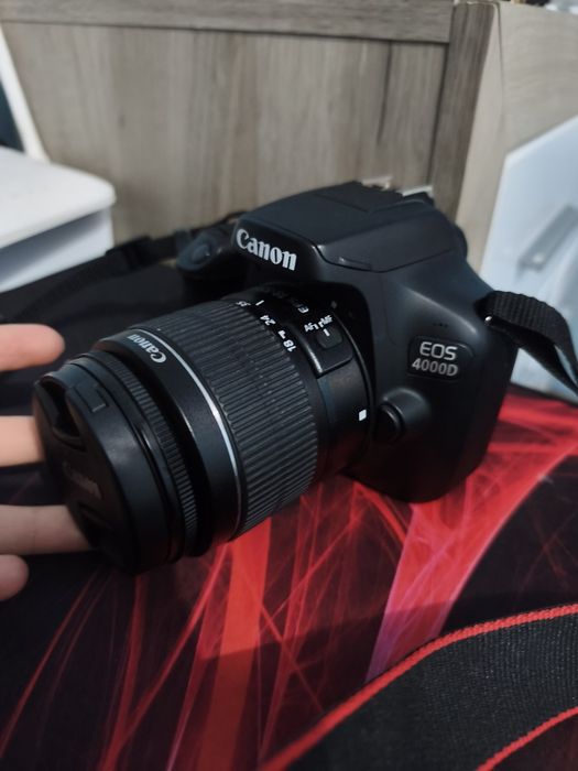camera foto Canon DSLR eos 4000d