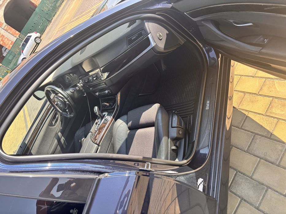 Vand bmw seria 5 f10, propietar