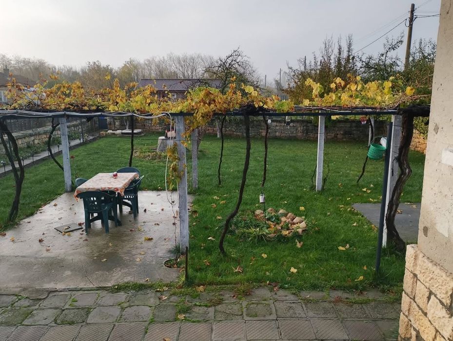 Къща близо до Варна