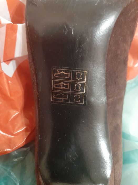 Елегантни обувки на HOLLY Wood н.41 естествена кожа