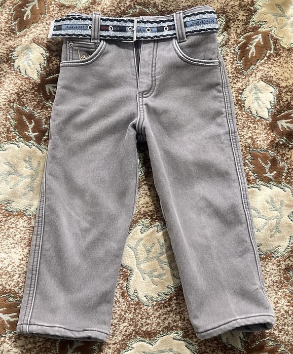 Продам джинсы детские