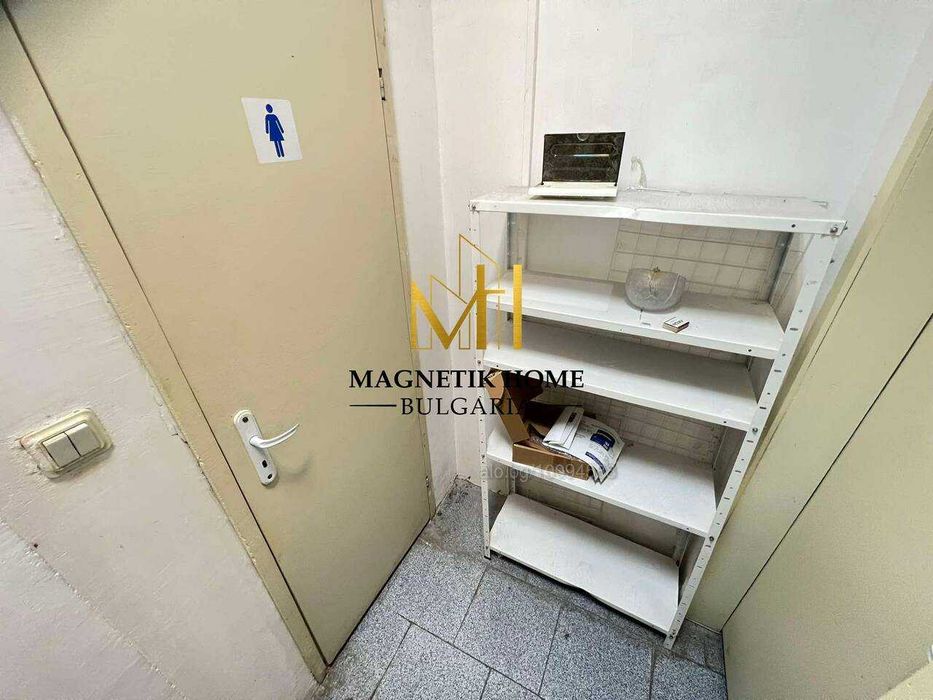 Дава се под наем Магазин в с. Изгрев, Област Бургас - 65 кв.м за 459 € - Снимка #3