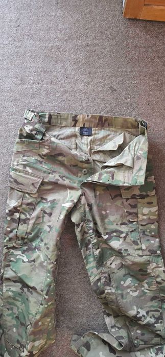 Multicam Дрехи и кубинки