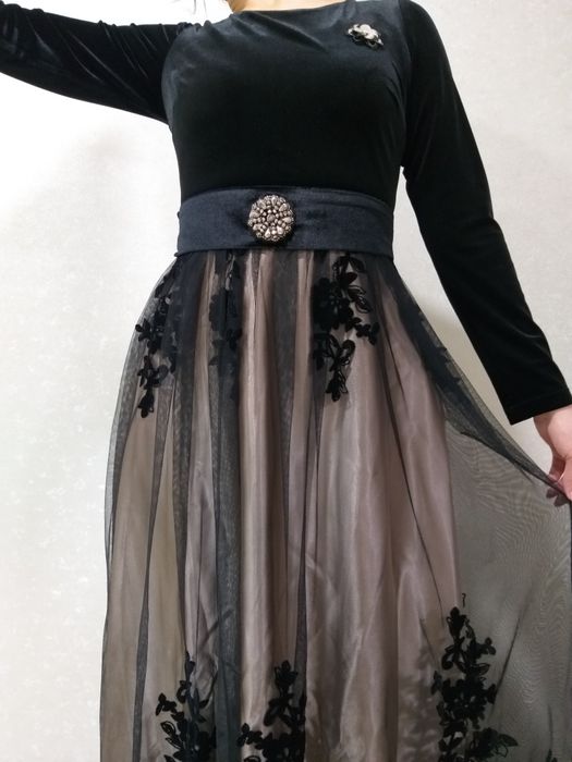 Нарядное вечернее платье, на той!