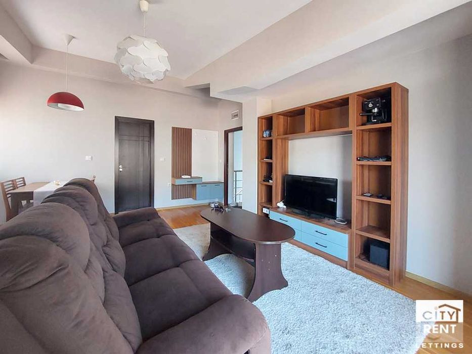 Дава се под наем Двустаен апартамент в Велико Търново, Център - 61 кв.м за 385 € - Снимка #2