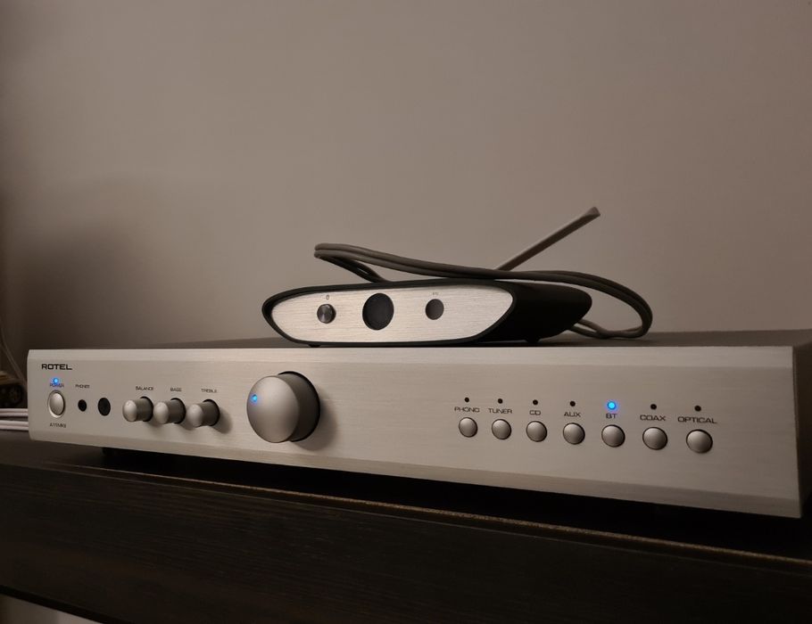 Vand amplificator integrat Rotel A11 MK2