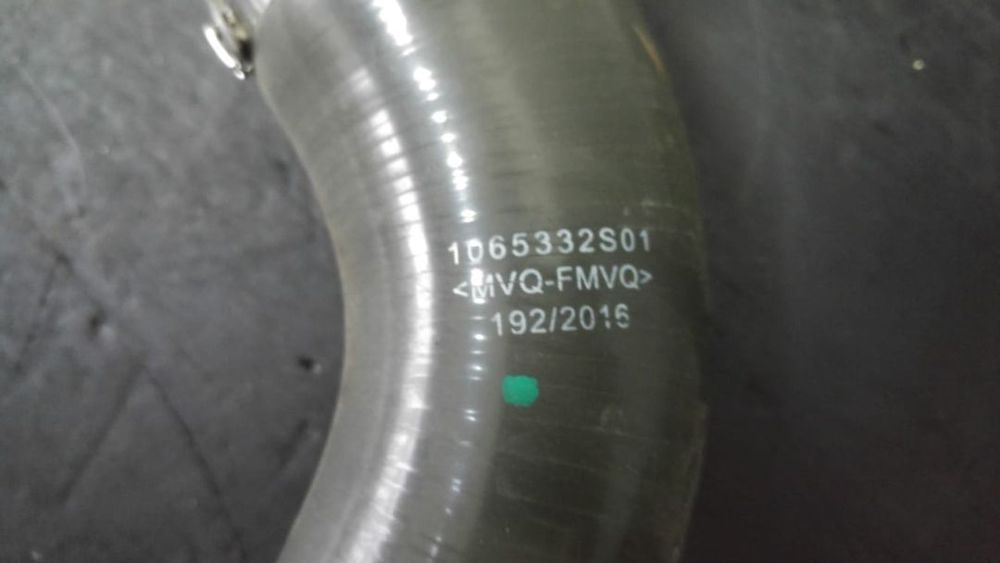 Furtun admisie 1.6 dci r9m r9m413 renault trafic 3 1065332s01