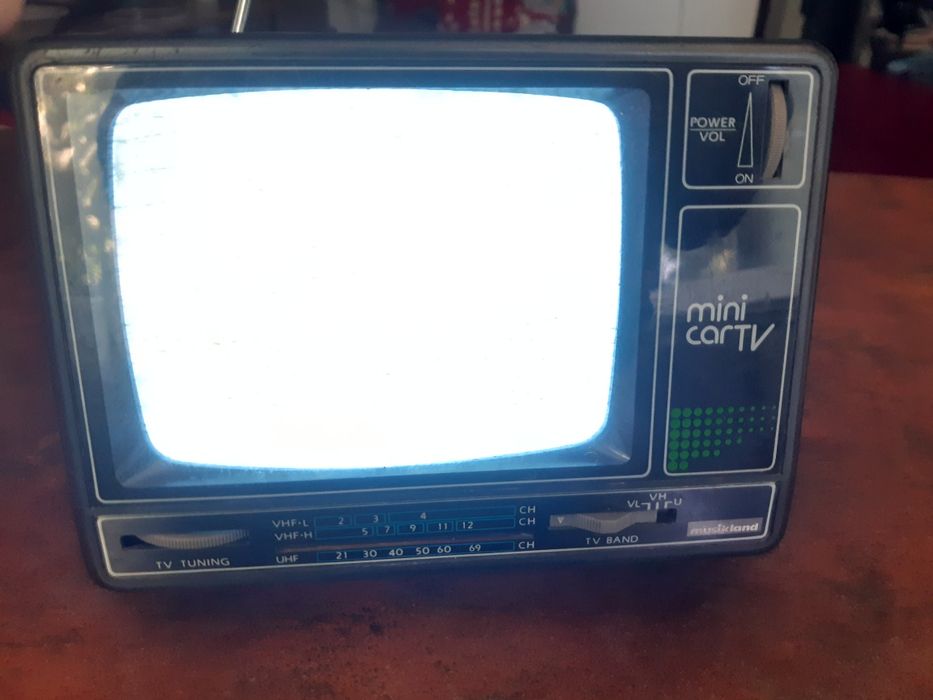 Televizor mini cu radio