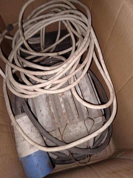 Продам бетономешалку советского производства.