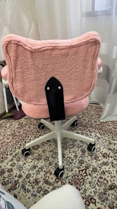 Детское вращающееся кресло Hello Kitty