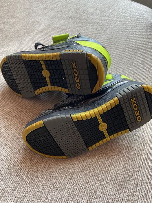 Детски зимни маратонки