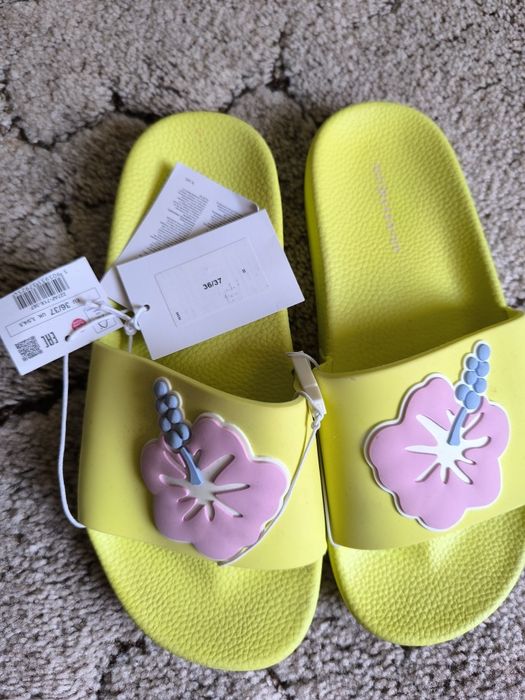 Нови чехли 9 лв.