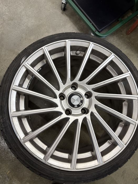 Jante bmw r19  pret negociabil