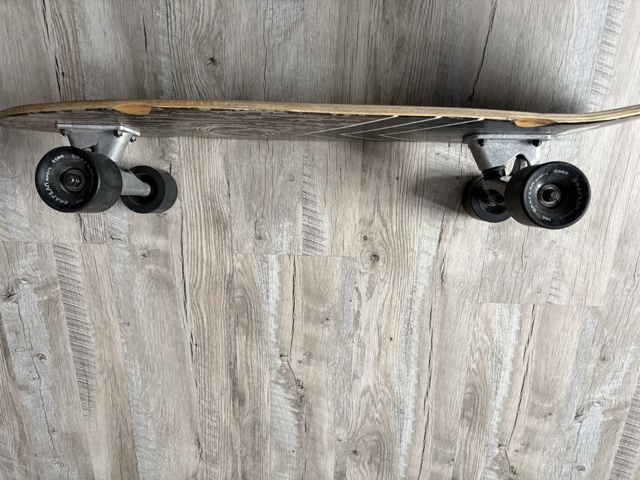 Longboard Spartan – ca nou, folosit o singură dată