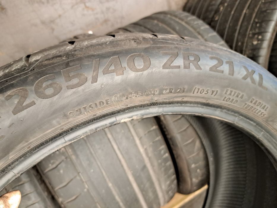 Set anvelope 295/35 R21 cu 265/40 R21 Continental dot 2023