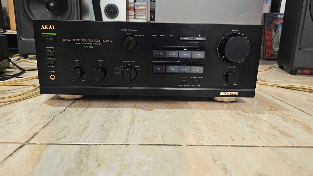 Amplificator Yamaha AX-630 sau amplificator Akai AM-65, cu test video!