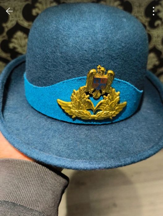 Pălărie dama albastră