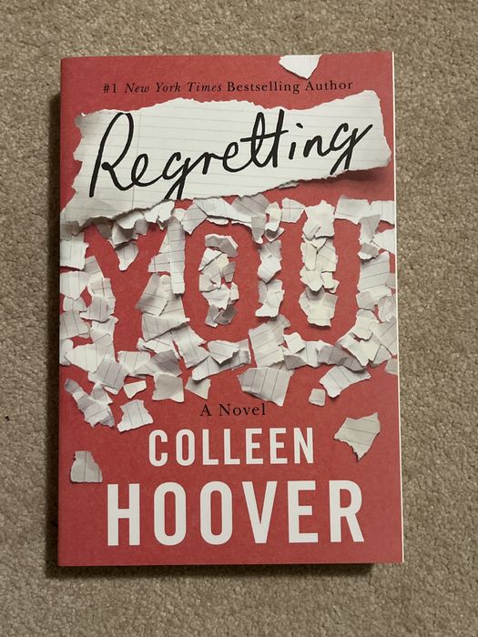 7 книги колекция на Colleen Hoover