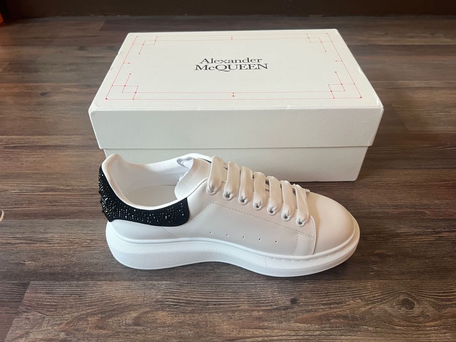 Кецове А. McQueen