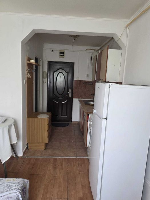 Inchiriez Garsoniera din uscatorie