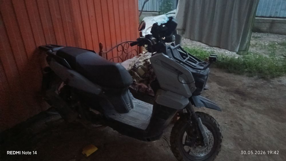 Мопед танк продам