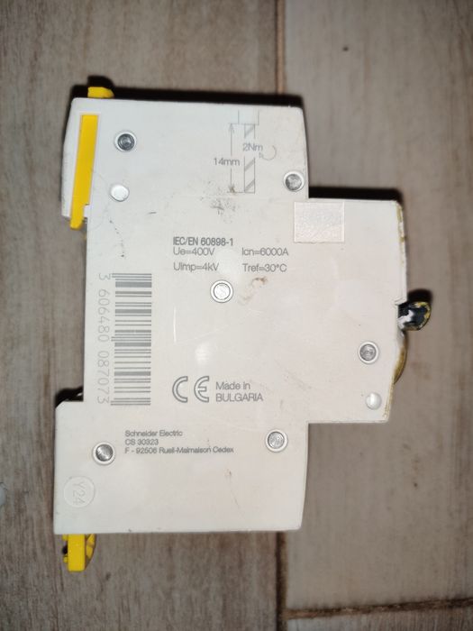 Siguranțe/disjunctoare Schneider Electric + modul supratensiune